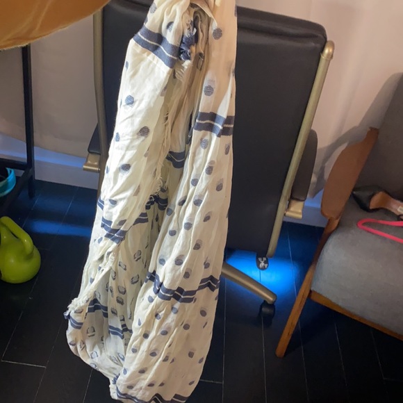 Loop scarf - Picture 2 of 3